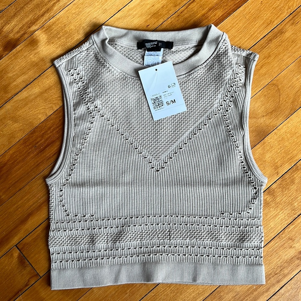 Forever 21 Sleeveless Knit Top